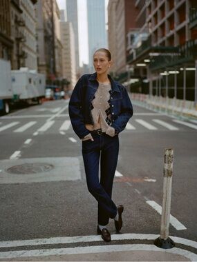 New Reformation Greer Mid Rise straight jeans in Ondine blue -US size 8 (29)